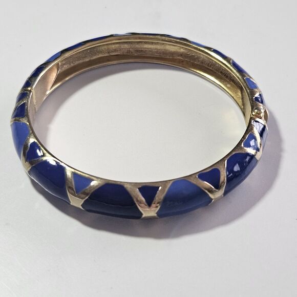 Gold Tone Shades Of Blue Enamel Hinged Bangle Bracelet - Picture 11 of 11